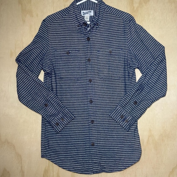 Duluth Trading Co. Men's Slim Fit Long Sleeve Button Up Shirt - Picture 1 of 10